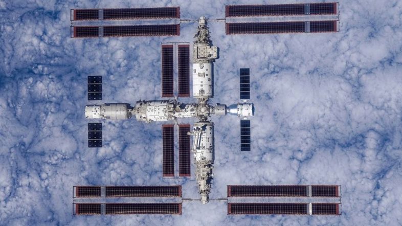 China's space station was hit by space junk