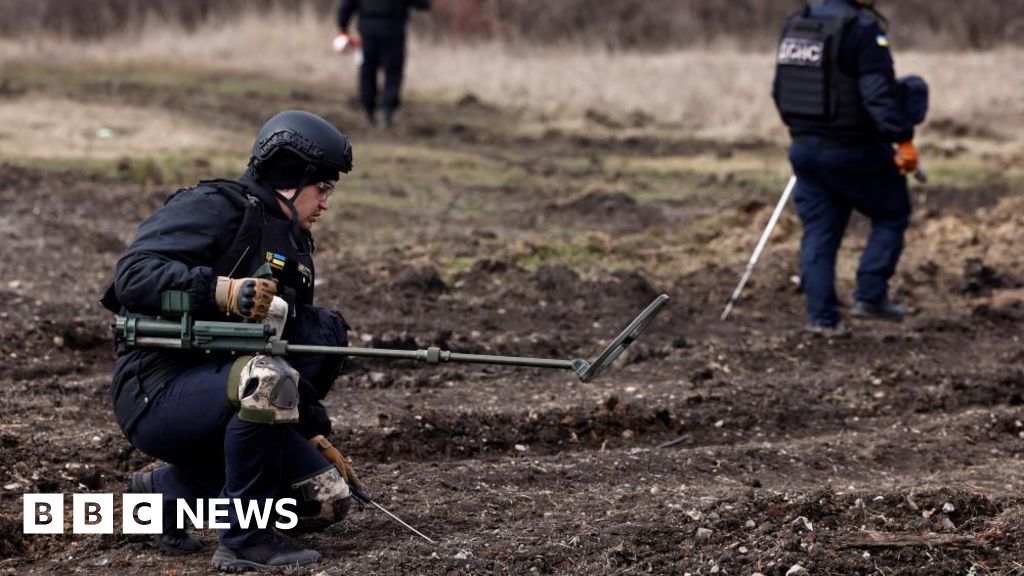 Ukraine- Russia war: US criticised for sending landmines to Kyiv