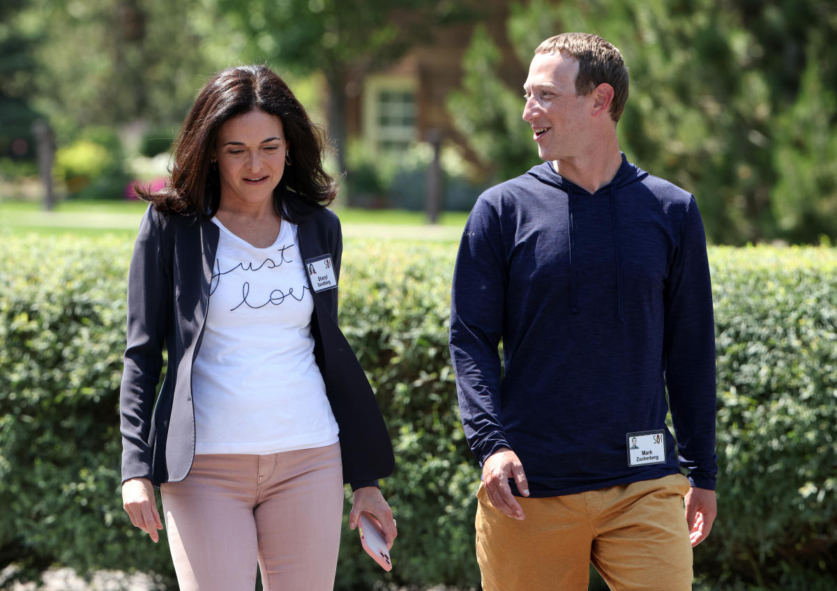 Mark Zuckerberg and Sheryl Sandberg want you to know they're still friends and definitely not mad at each other